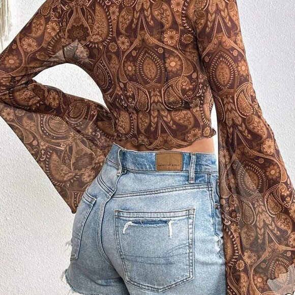 Printed Mock Neck Flare Sleeve Top - Picture 2 of 4